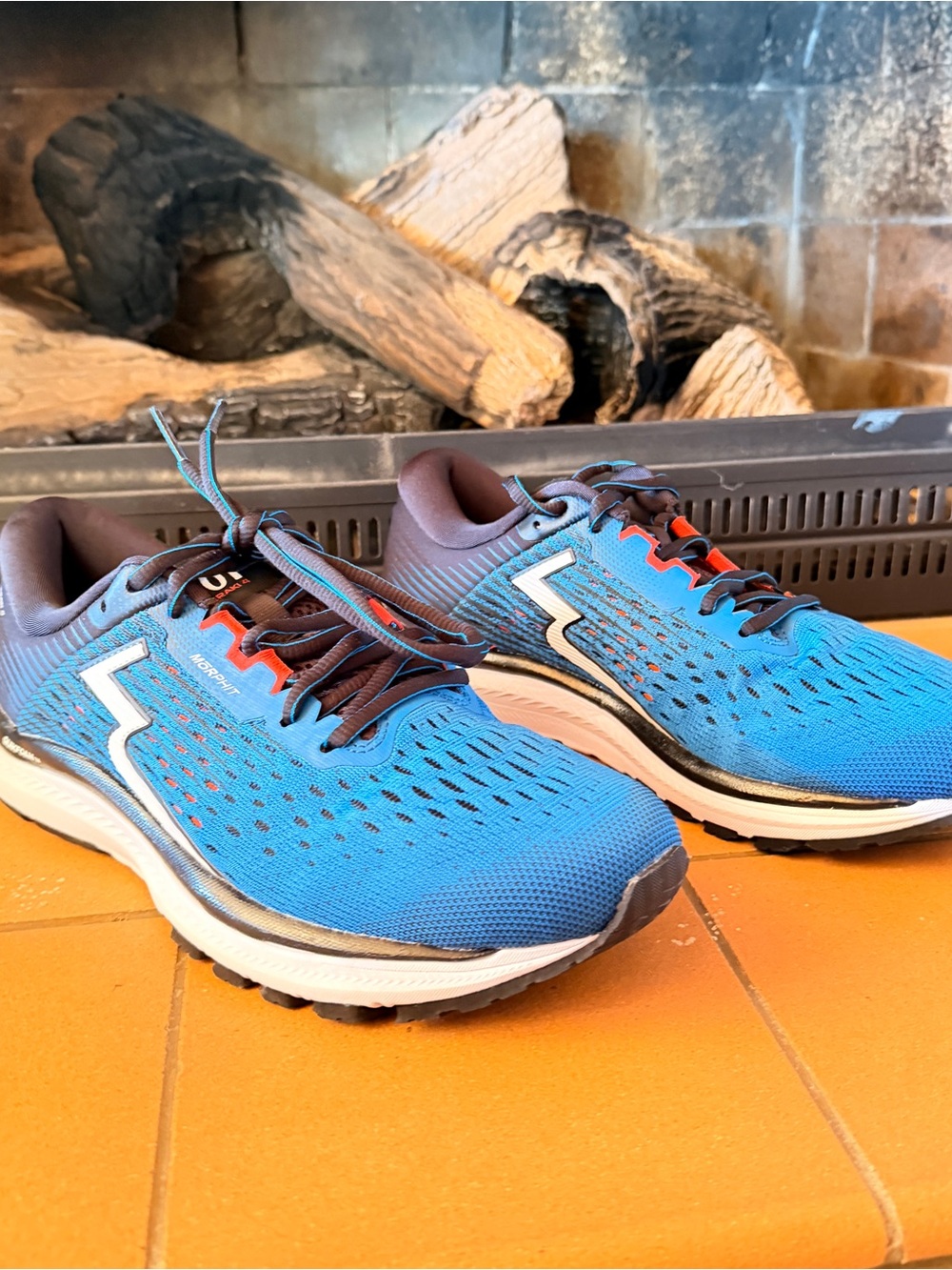 Men's Blue Athletic Running Shoes with Charcoal Details